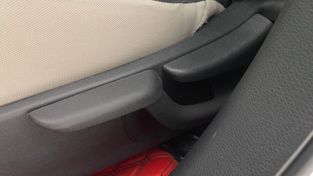 نيسان صني SL 1.6 | بدون دفعة مقدمة | اختبار القيادة في المنزل