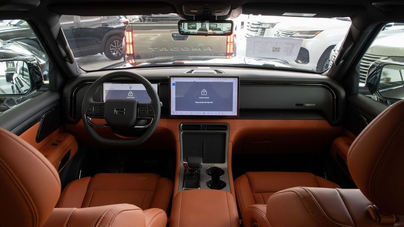 ROX 01 PRESTIGE VIP 7 seats 1.5L PLUG-IN LONG RANGE FOR LOCAL