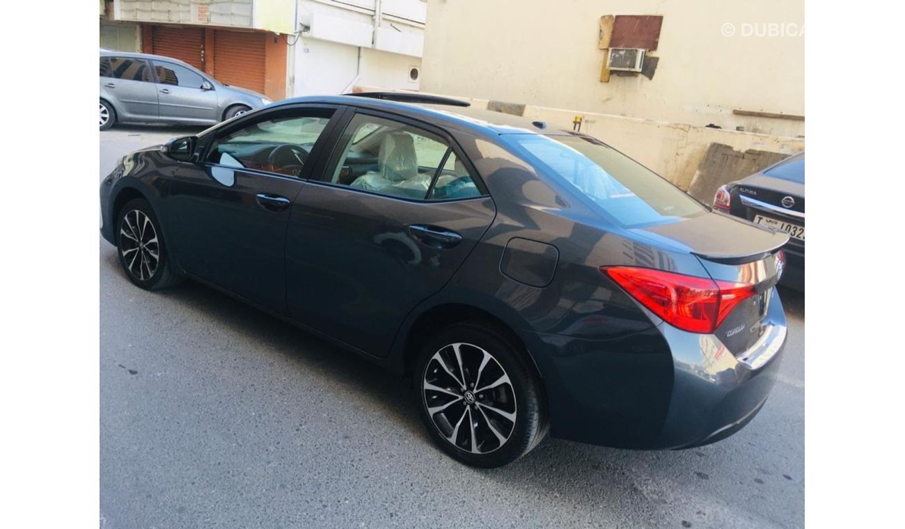 Toyota Corolla 2017 SE FULL OPTION for Urgent SALE