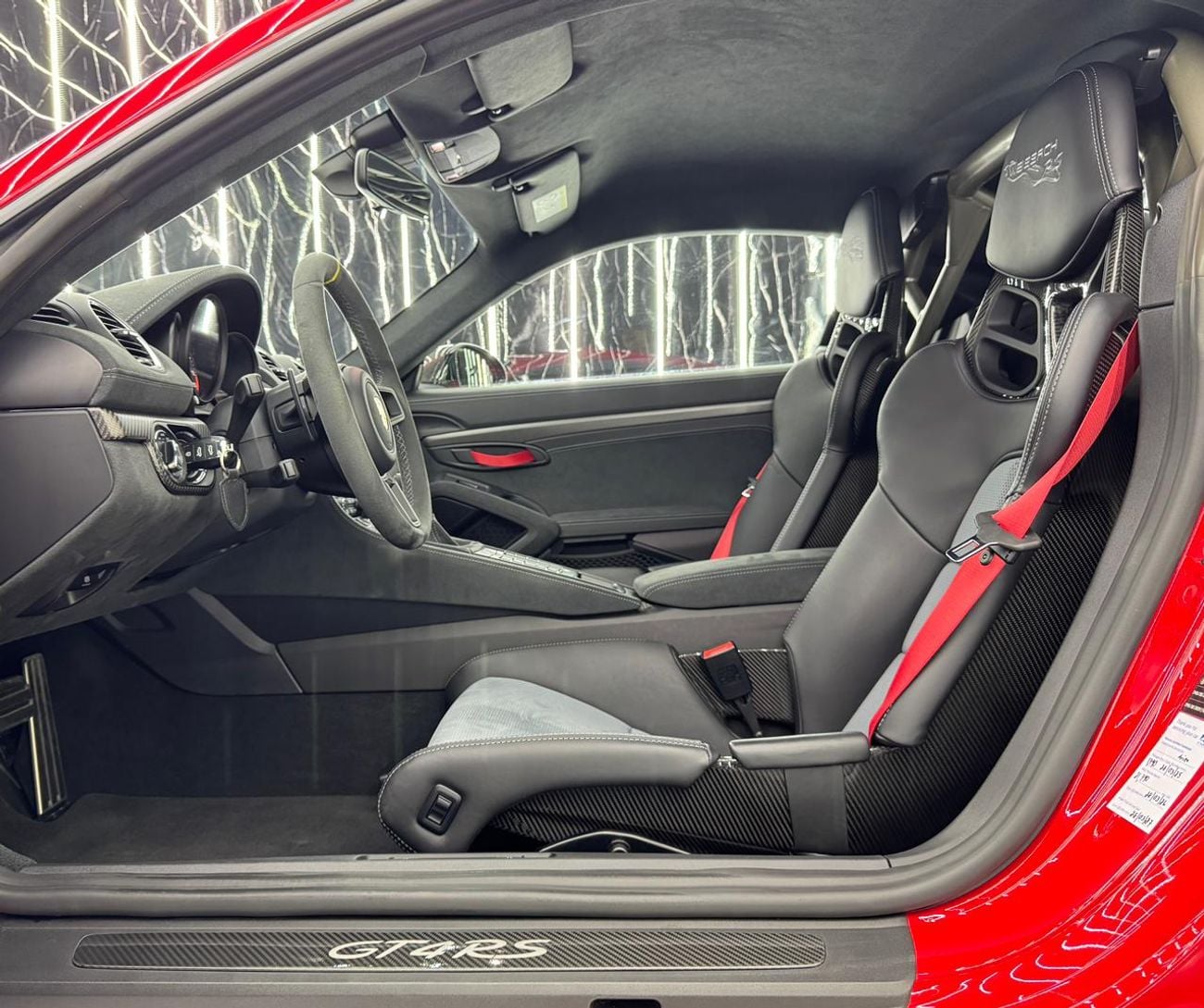 Porsche 718 Cayman GT4 RS 4.0L (493 HP) A/T