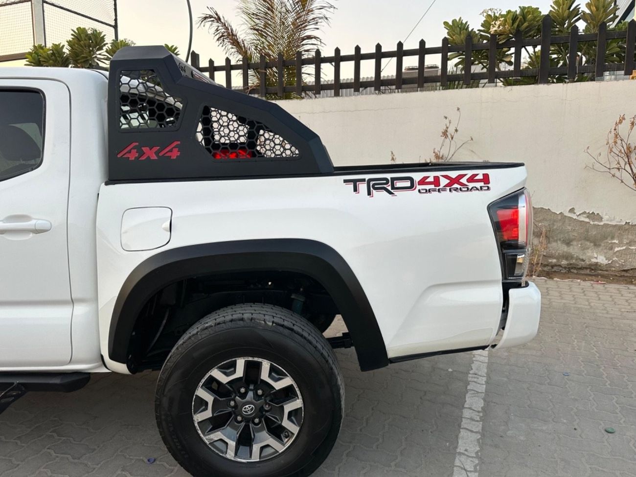 Toyota Tacoma 2020 OFF ROAD 4x4 PUSH START SUNROOF FULL OPTION