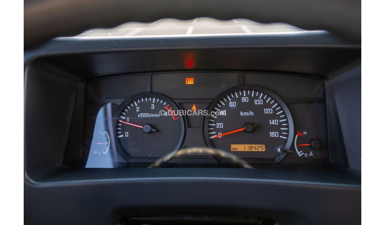 Isuzu NPR Reward 2017 LC Chiller Box with Tail Lift - Diesel M/T - Excellent Condition - GCC Specs