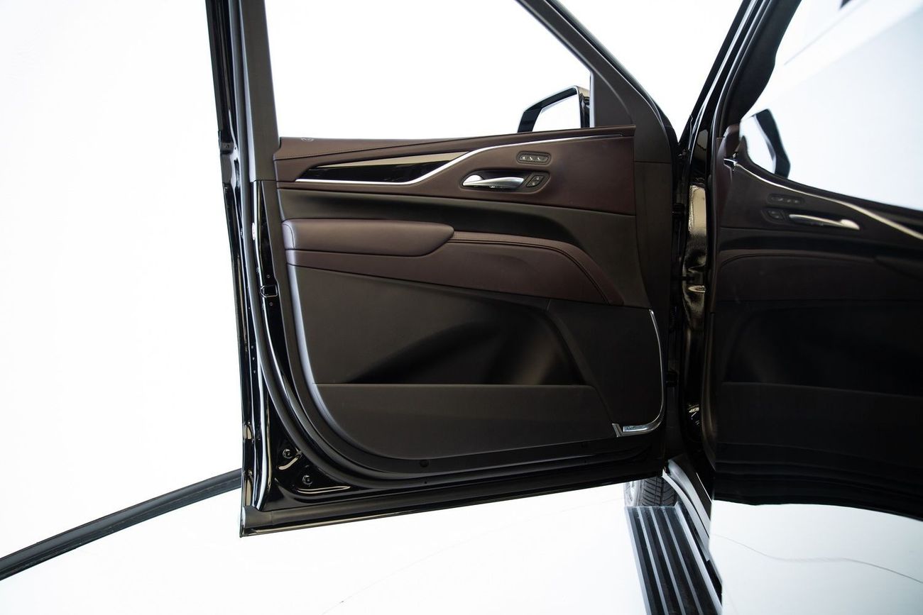 Cadillac Escalade Cadillac Escalade 600 Platinum Sport