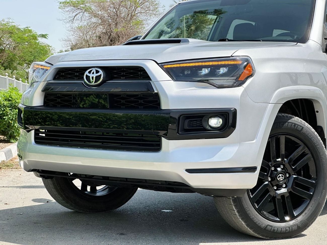 Toyota 4Runner LIMITED Left Hand Drive Year: *2016* *Full Option Premium* UAE Pass