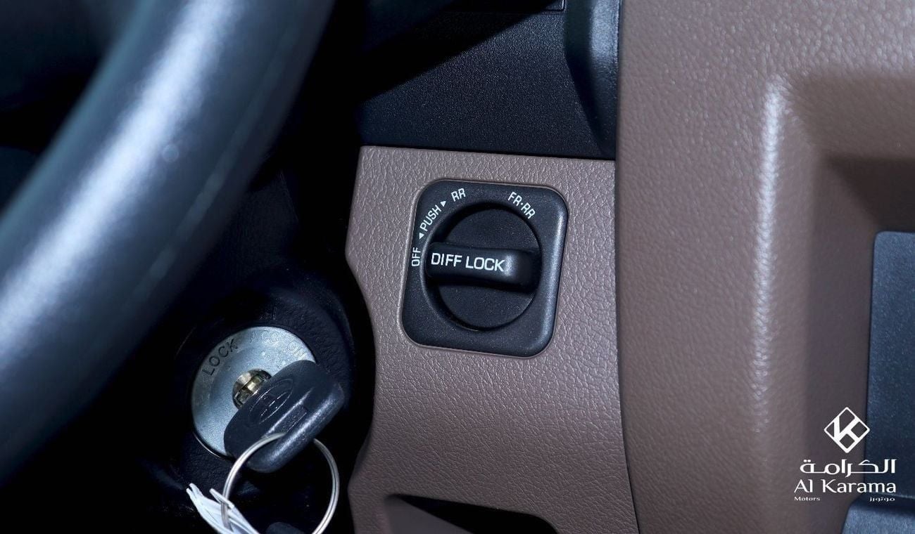 تويوتا لاند كروزر 70 تويوتا لاند كروزر ٧٦ هارد توب | ديزل ٤٫٢ لتر | دفع رباعي يدوي | قفل تفاضلي | ٥ أبواب | ٩ مقاعد فأكثر