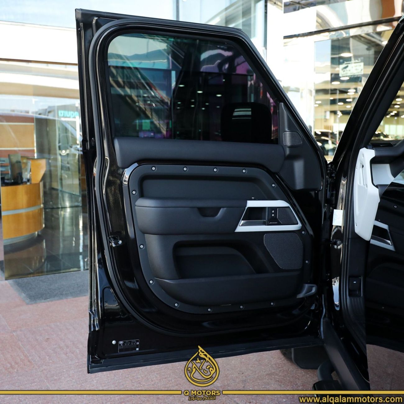 لاند روفر ديفندر 90 S P400