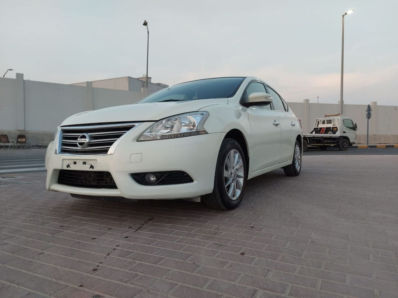نيسان سنترا SL 1.8L