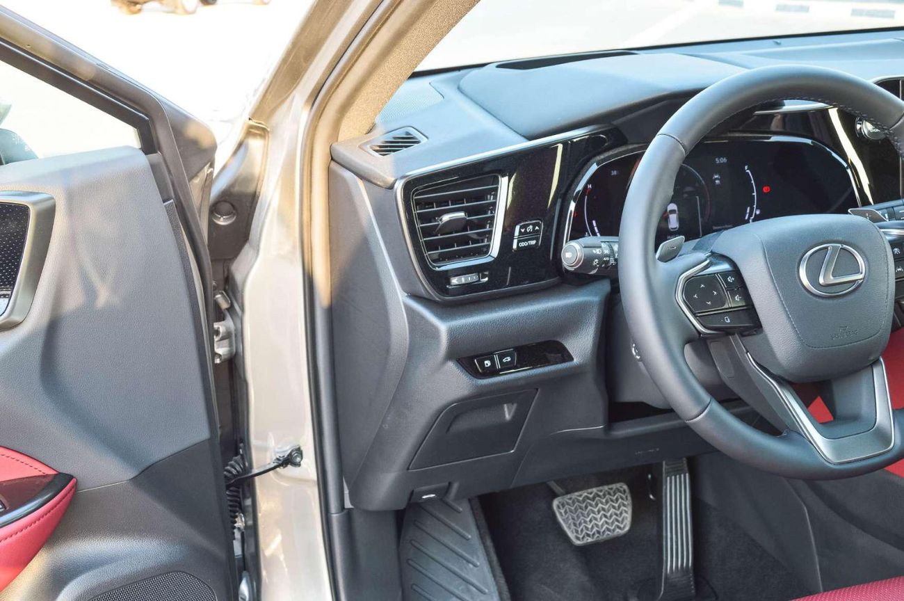 لكزس NX350 LEXUS NX350 2.4L AWD PETROL SUV 2025