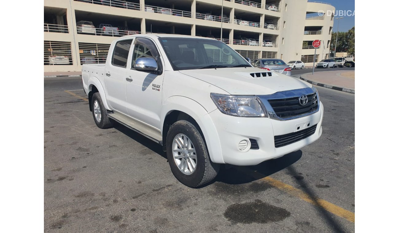 تويوتا هيلوكس DIESEL 3.0 Litter Right Hand Drive Good Condition