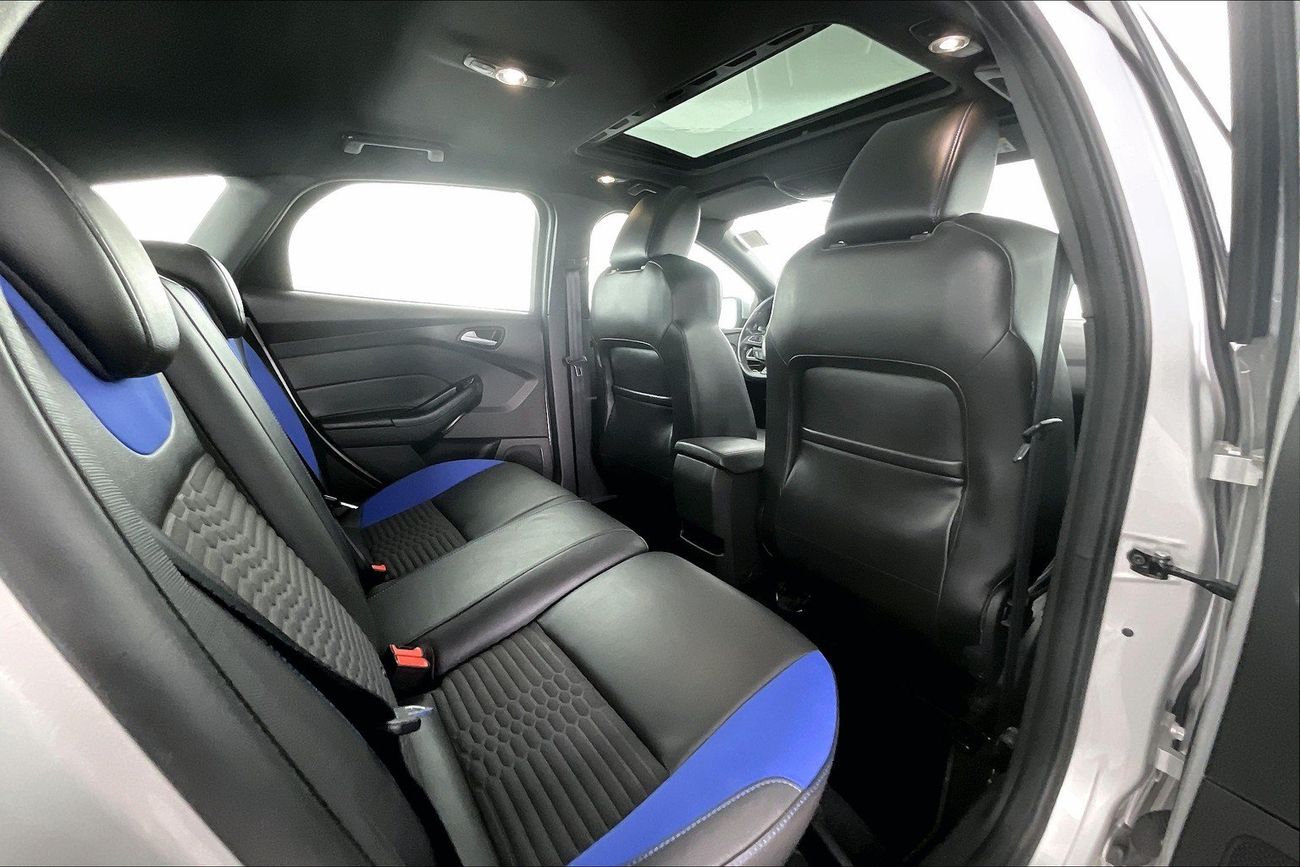 فورد فوكاس ST | شامل الضمان | 0 ﺪﻔﻋﺓ ﺃﻮﻟﻯ