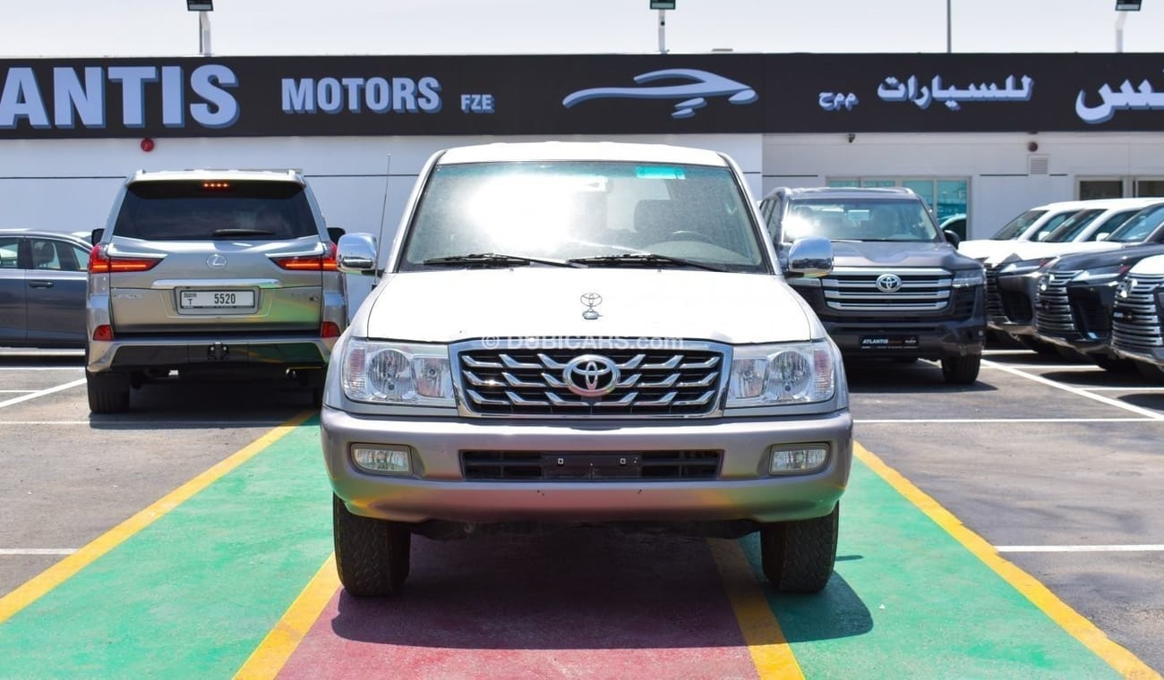 Toyota Land Cruiser GXR V6