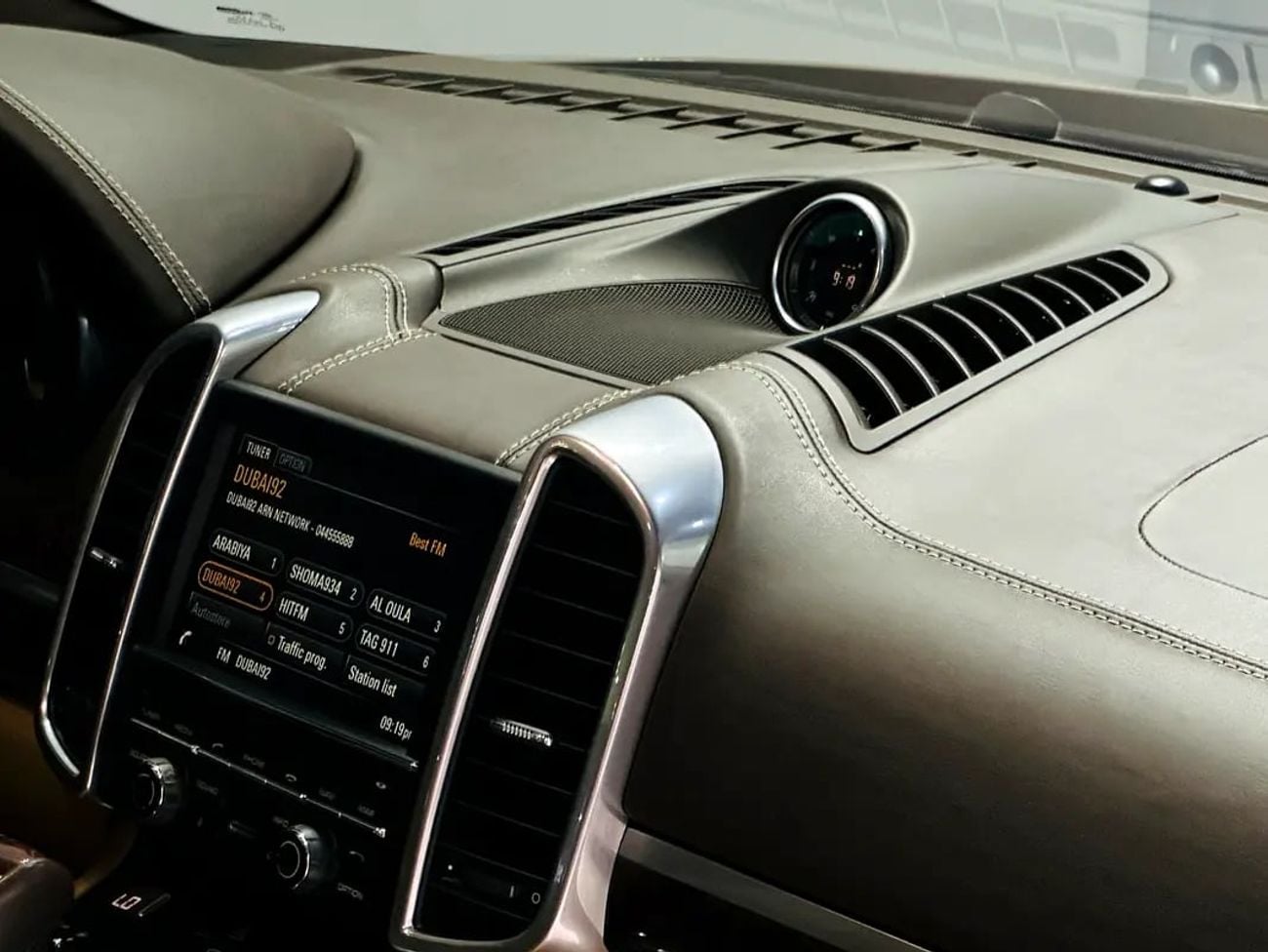 Porsche Cayenne STANDARD