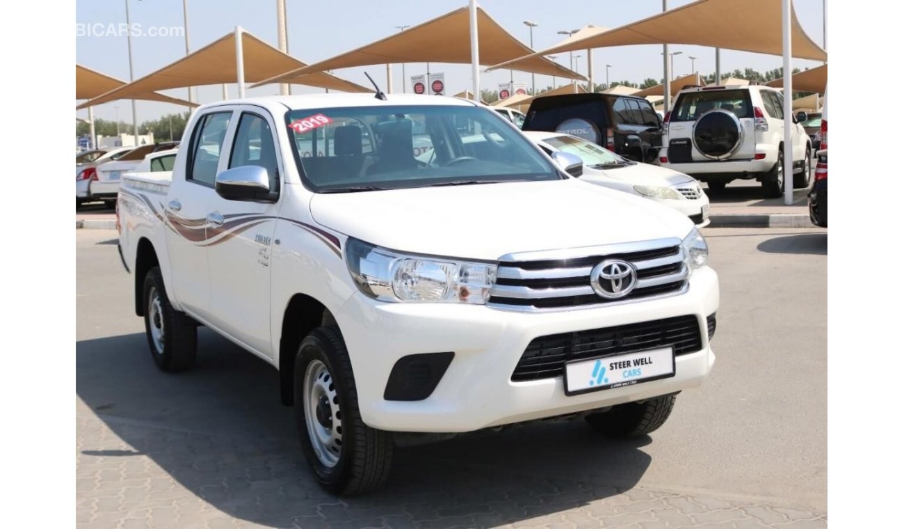 Toyota Hilux 2019 4X4 DOUBLE CABIN WITH GCC SPECS - EXCLUSIVE VAT