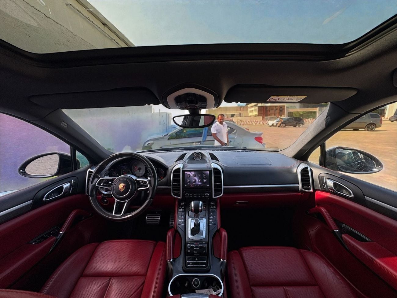 Porsche Cayenne S 3.6L V6 – 420 BHP | 2017 | GCC SPECS | AED 3,550 PER MONTH