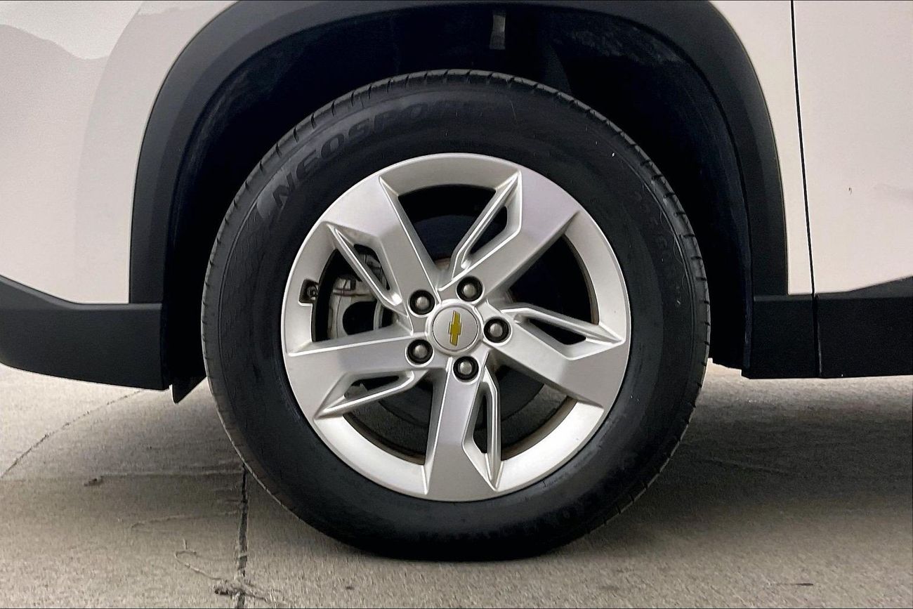 Chevrolet Captiva LS | National Day Celebration | Guaranteed Warranty | 0 Down Payment