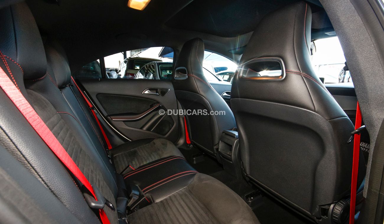 Mercedes-Benz CLA 250 4Matic