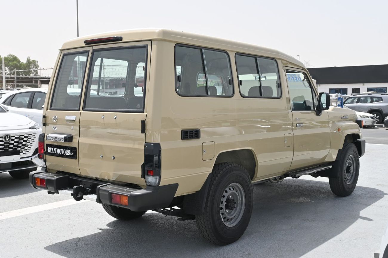 Toyota Land Cruiser 70 SWB 4.0L 4WD Toyota Land Cruiser 70 Series HardTop Manual 4.0L V6, Petrol, 4WD
