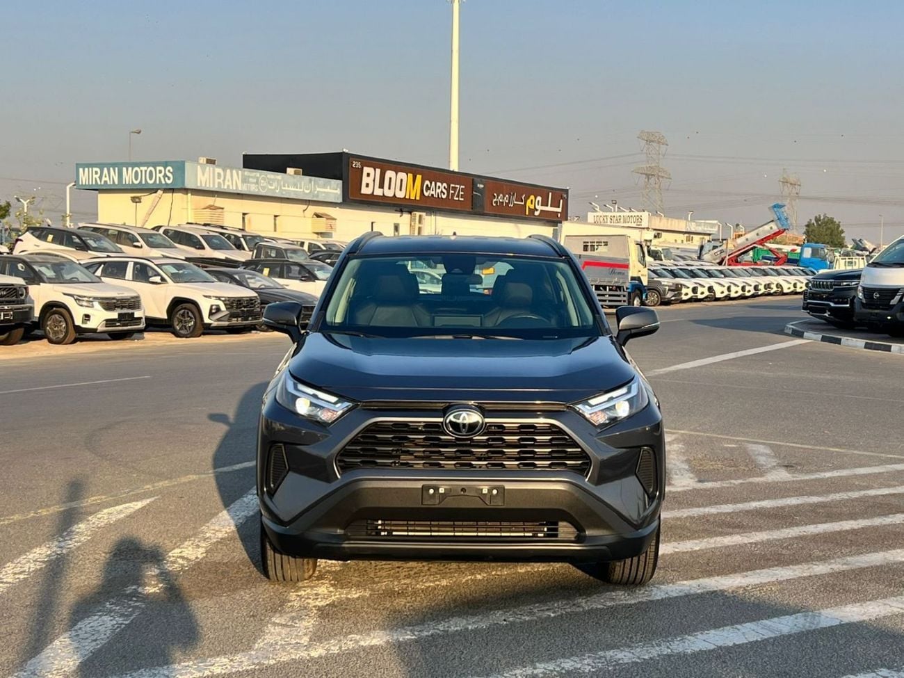 Toyota RAV4 2023 Toyota Rav4 XLE Full Option 2.5L V4 - Rear Camera & Sensor - Leather Seat - AWD 4x4 - Push Star