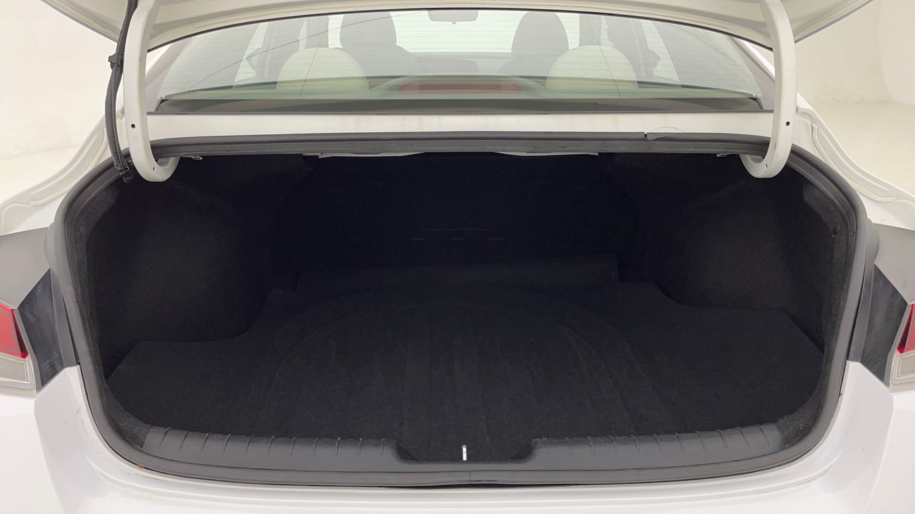 هيونداي إلانترا SMART 1.6 | بدون دفعة مقدمة | اختبار القيادة في المنزل