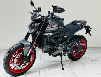 Ducati Monster Plus