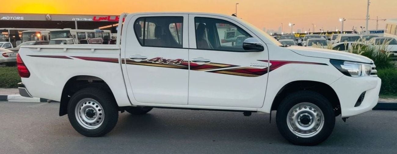 تويوتا هيلوكس PREMIER GL 2.4L Double Cab Utility