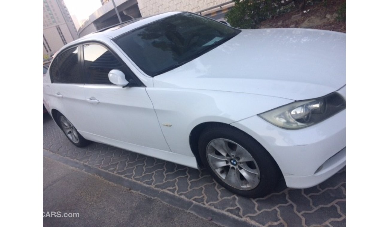 BMW 320i