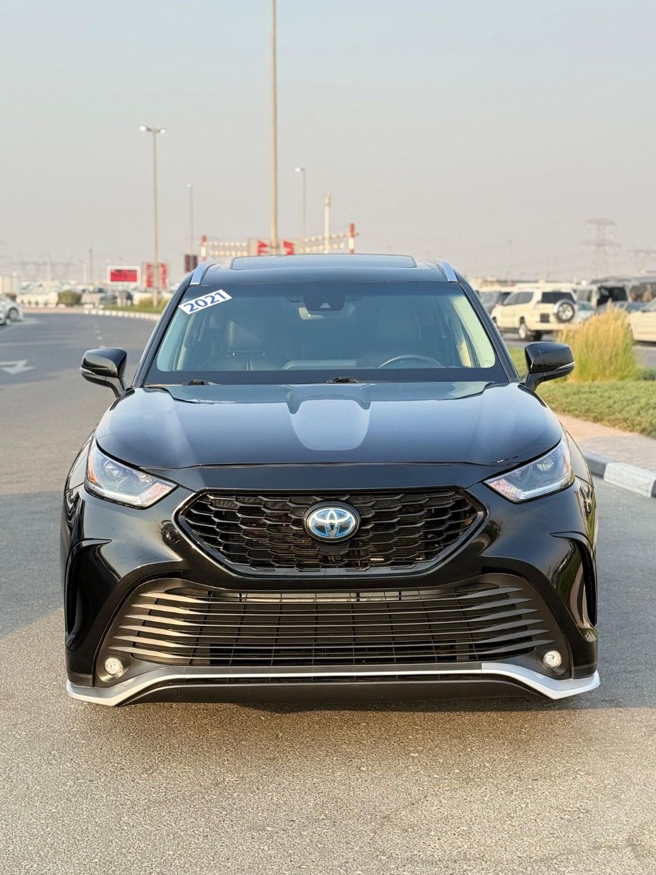 Toyota Highlander XLE Hybrid sunroof,leather,push start Full Option