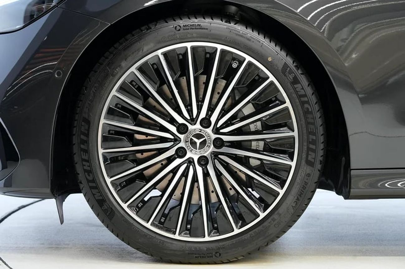 مرسيدس بنز E 200 كوبيه Summer Offer | E 200 | GCC 0km | Agency Warranty | AMG Sports Package