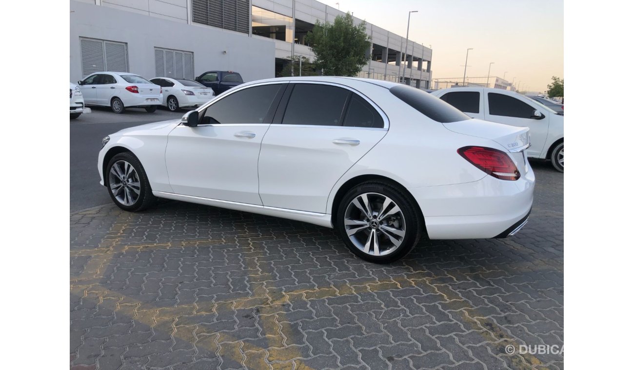 Mercedes-Benz C 300 American importer