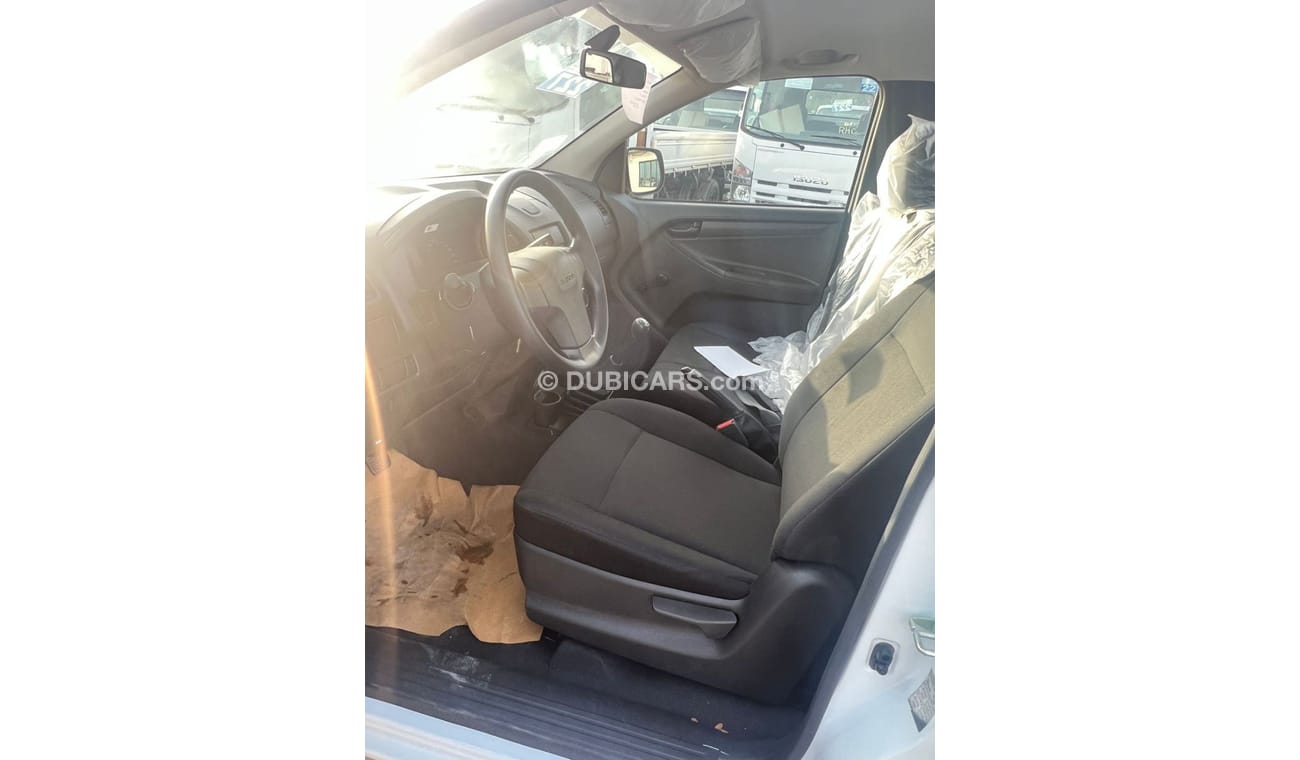 Isuzu DMax Isuzu D Max Open Side 2.5 cc