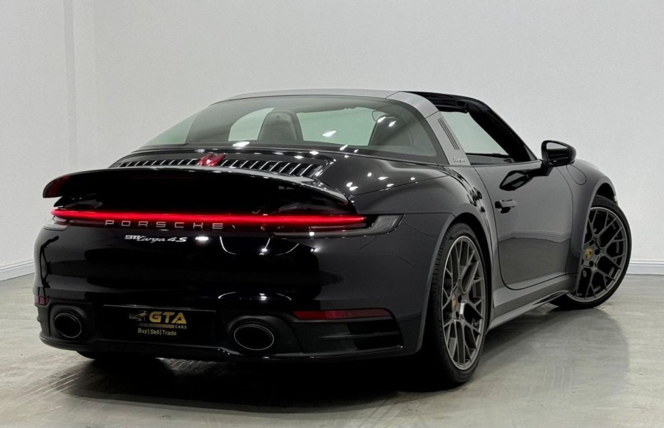 بورش 911 2021 Porsche 911 Targa 4S, 2025 Porsche Warranty, Full Porsche History, GCC