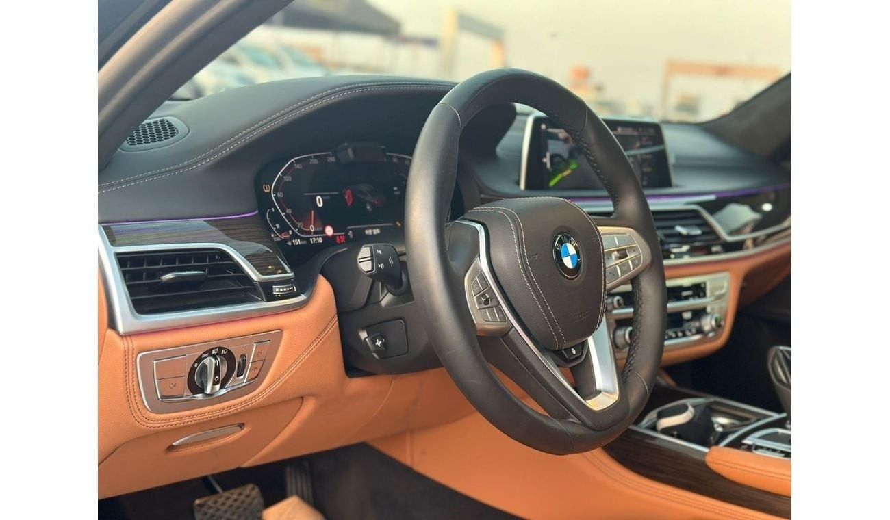 بي أم دبليو 730Li BMW 730 d Xdrive 2021 Korean Specs