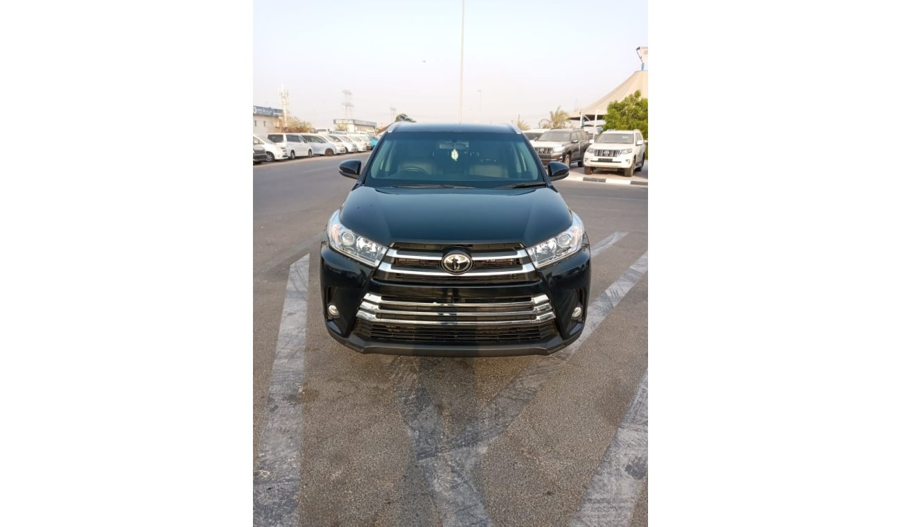 Toyota Kluger TOYOTA KLUGER 2014 MODEL COLOUR BLACK GOOD CONDITION ONLY FOR EXPORT