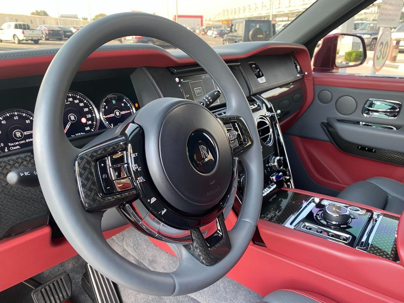 Rolls-Royce Cullinan Black Badge GCC SPEC UNDER WARRANTY NEAT AND CLEAN