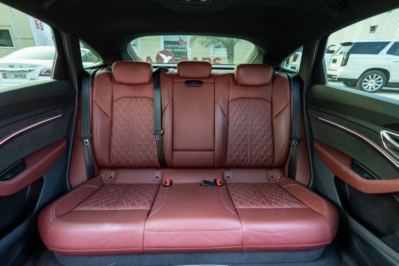 أودي اي ترون 55 Quattro