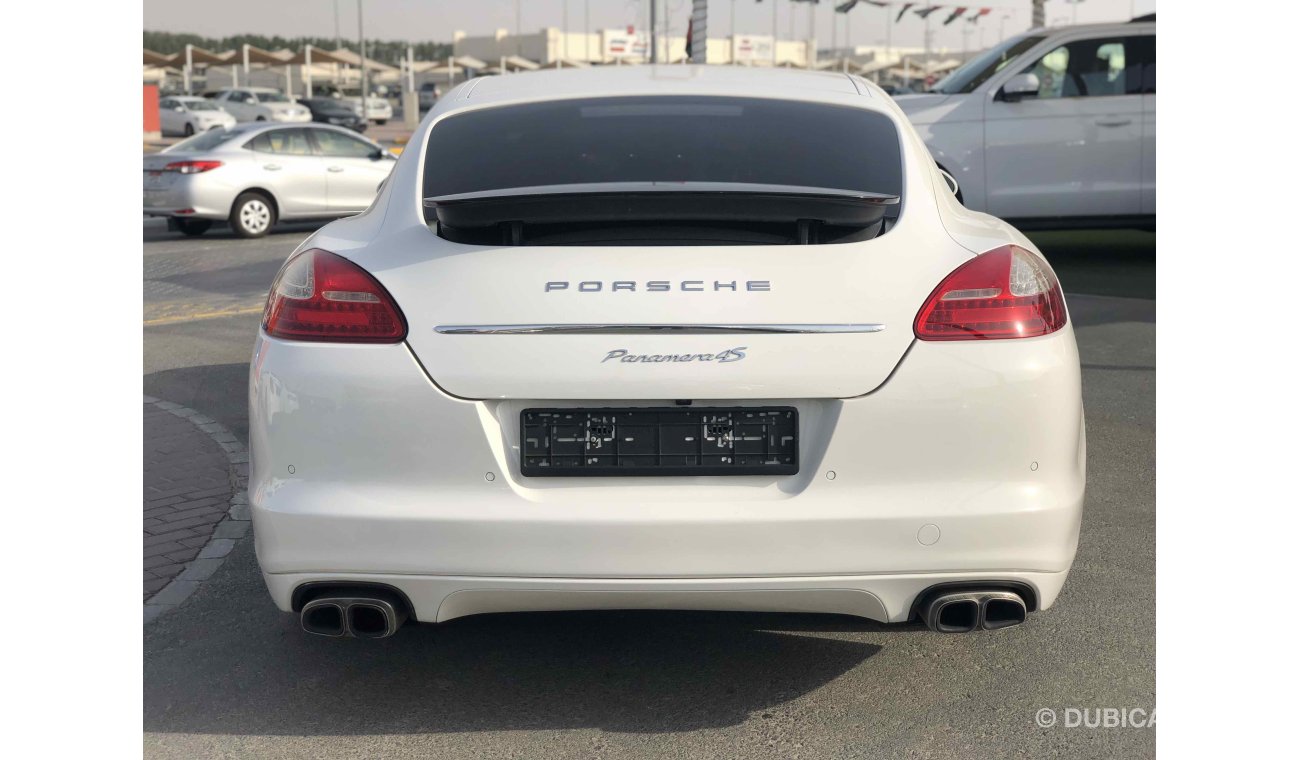 Porsche Panamera مالك واحد تشيكات وكالة  V6