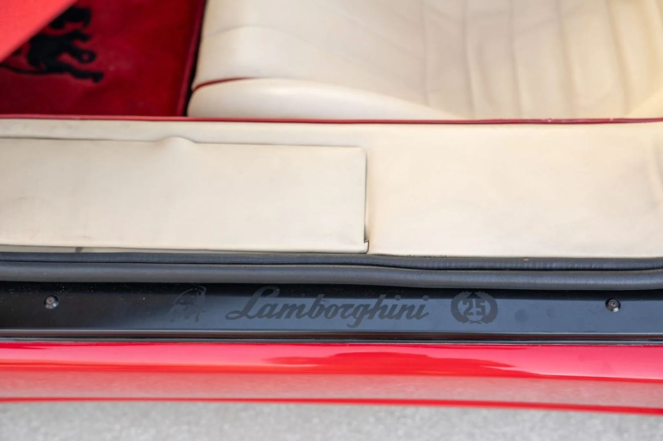 لامبورغيني كونتاش 25th Anniversary