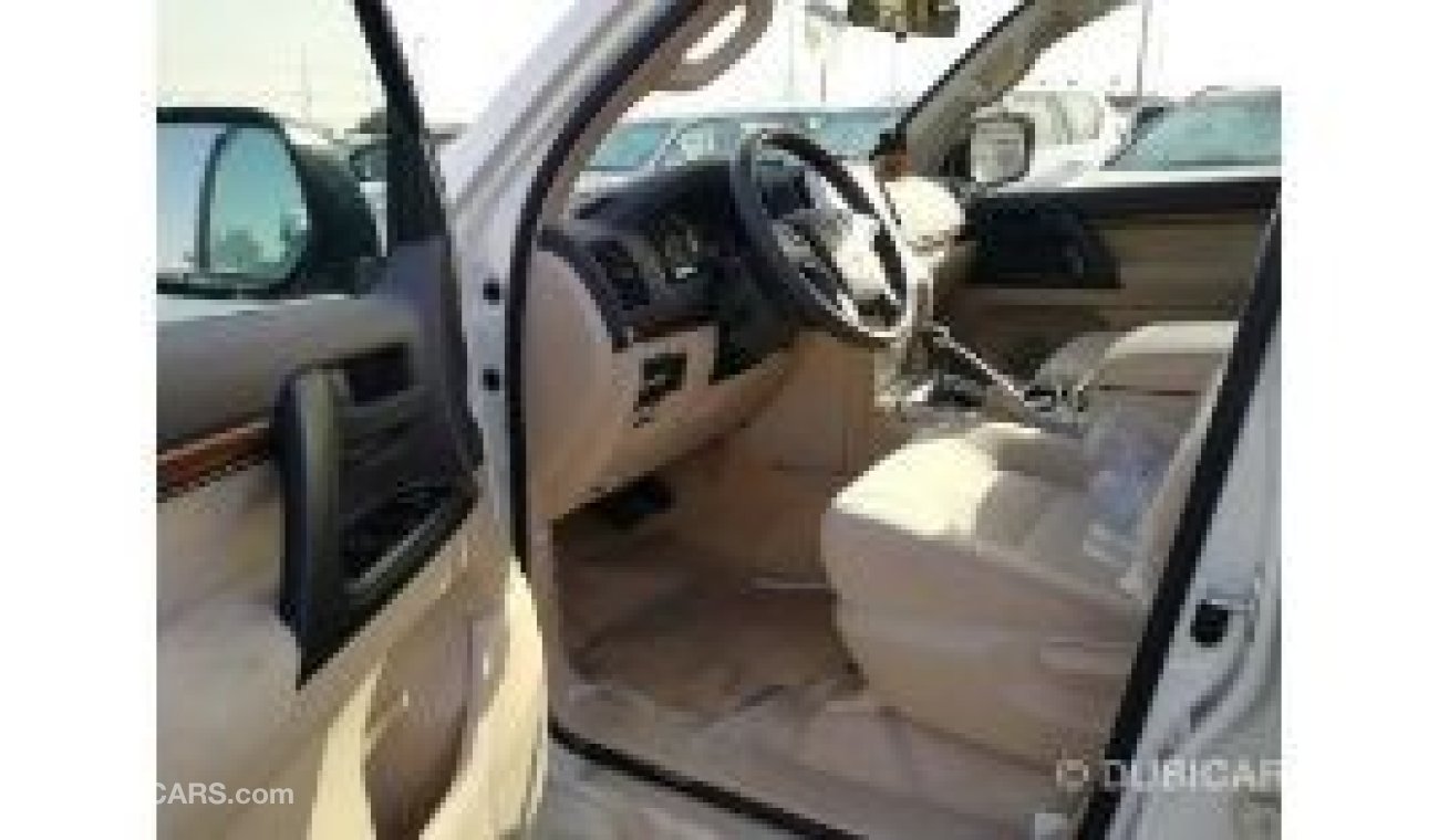 Toyota Land Cruiser GXR 4.5L Diesel Mid Option