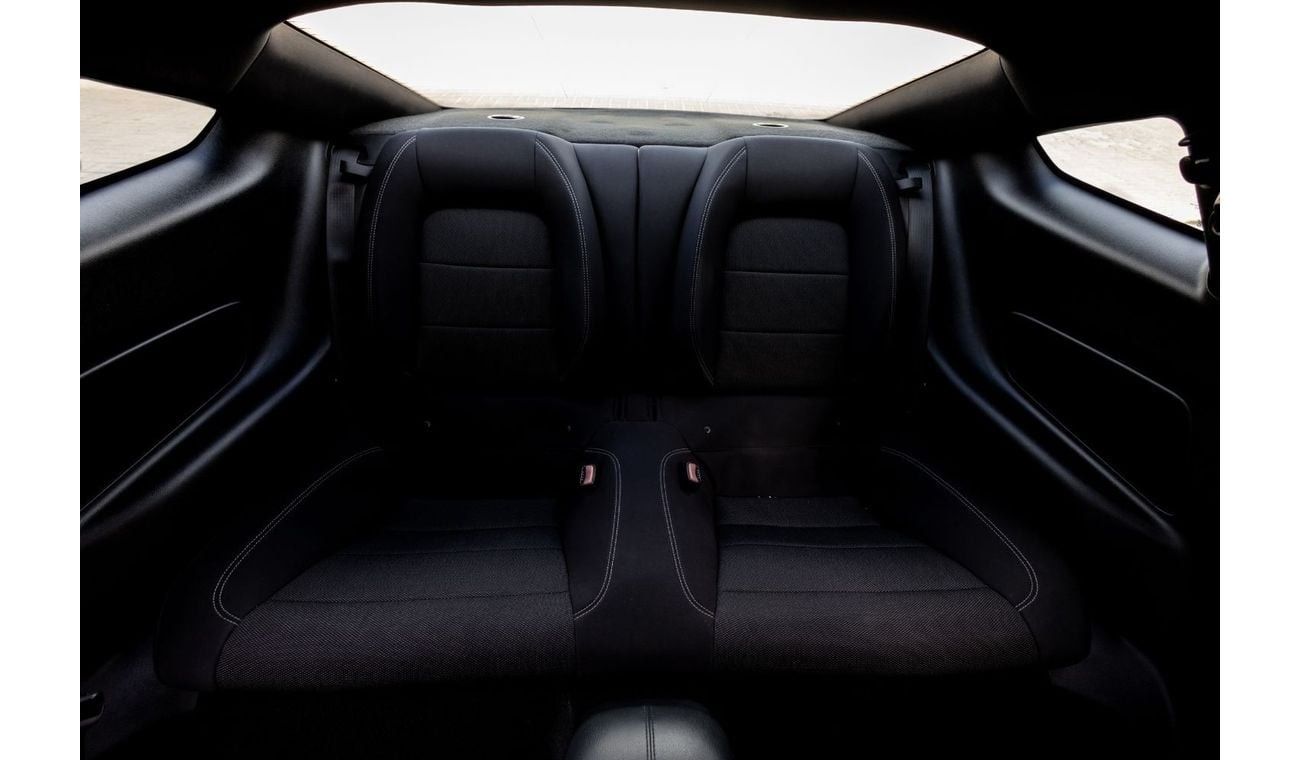 Ford Mustang Ford Mustang V6 2016 GCC under Warranty with Flexible Down-Payment.