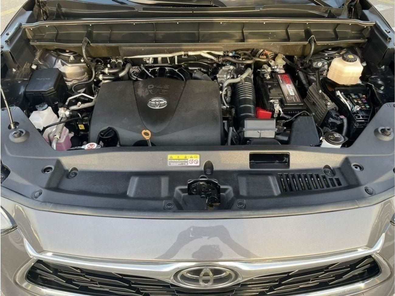 تويوتا هايلاندر 2021 Toyota Highlander Limited Edition 3.5L With multiple Driving Mode - Front & Back With Radar / E