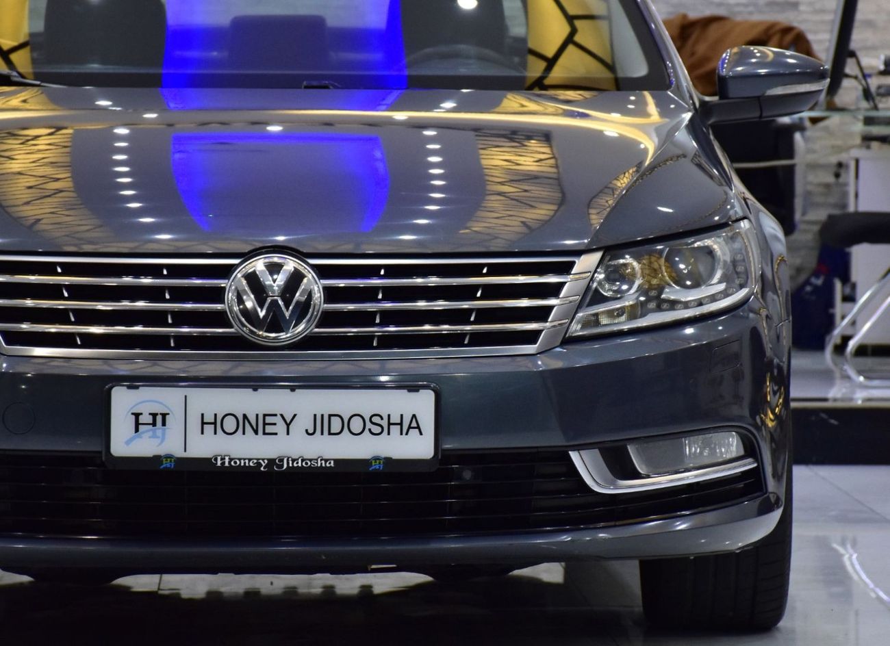 فولكس واجن باسات سي سي EXCELLENT DEAL for our Volkswagen CC ( 2013 Model ) in Grey Color GCC Specs