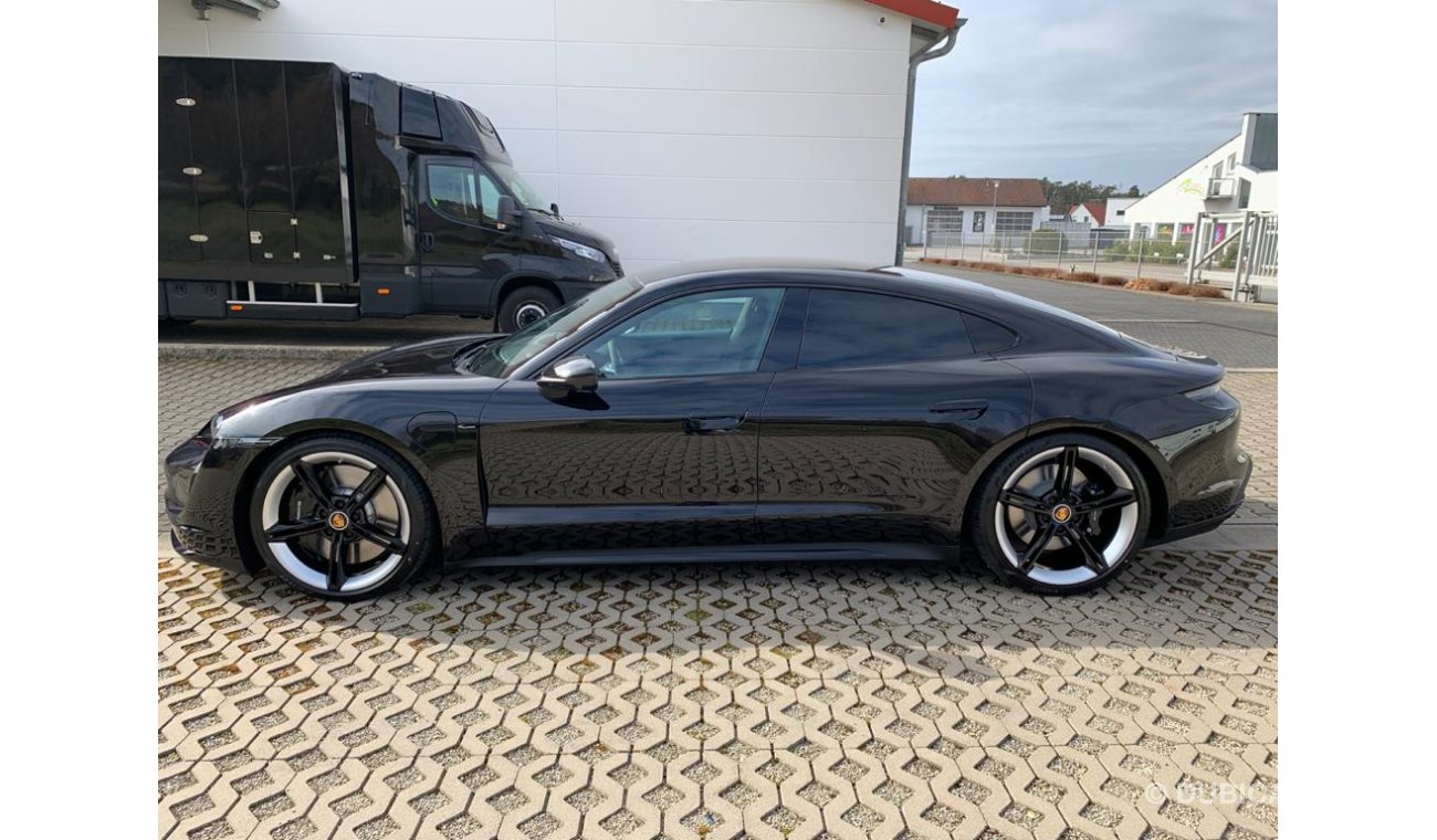 Porsche Taycan Turbo TAYCAN/TAYCAN TURBO/ EXPORT/ 2020