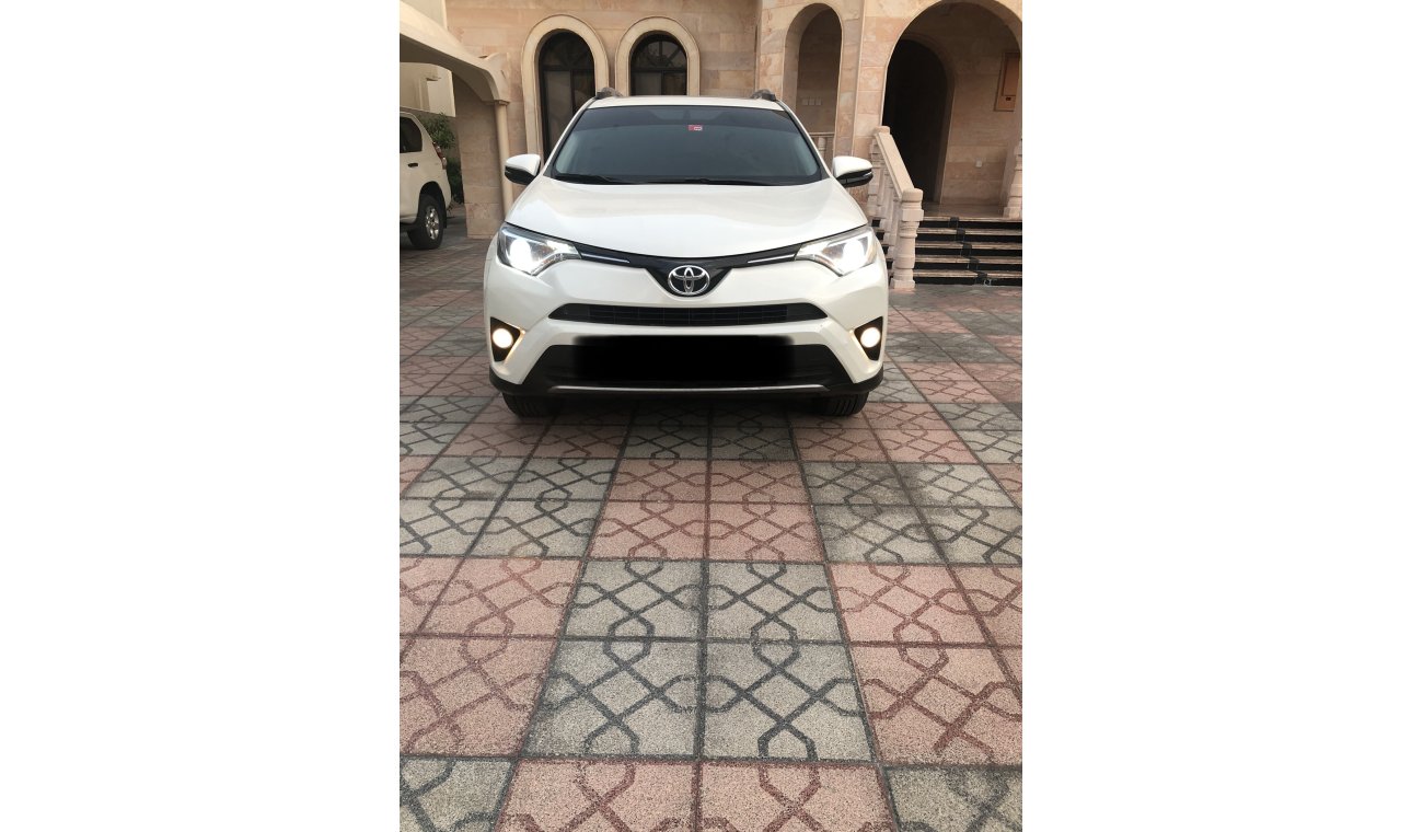 Toyota RAV4 GXR