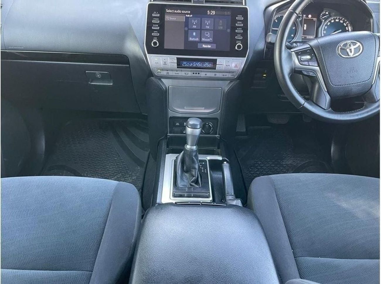 تويوتا برادو Diesel 2.8 Liter Right Hand Drive Automatic Gear