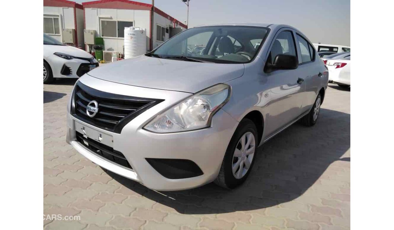 Nissan Sunny مواصفات خليجي بحاله ممتازه