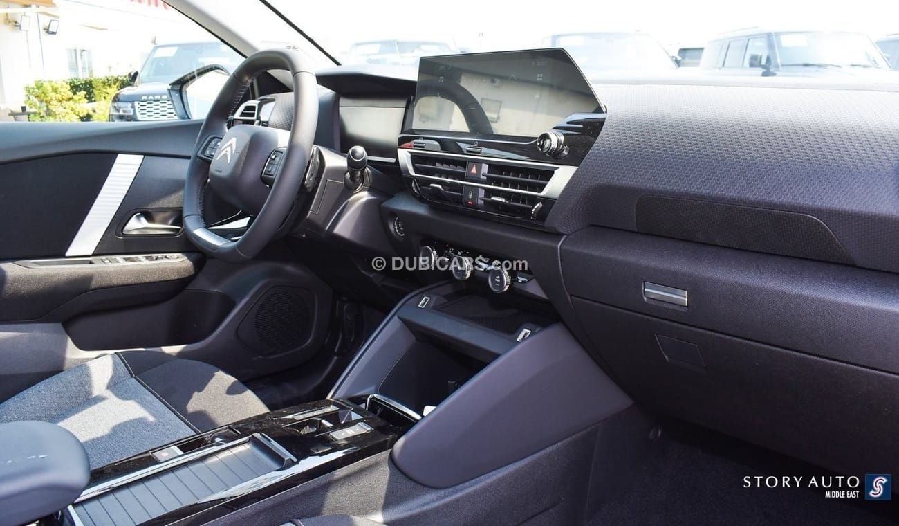 Citroen C4 1.2P Aut. (For Local Sales plus 10% for Customs & VAT)