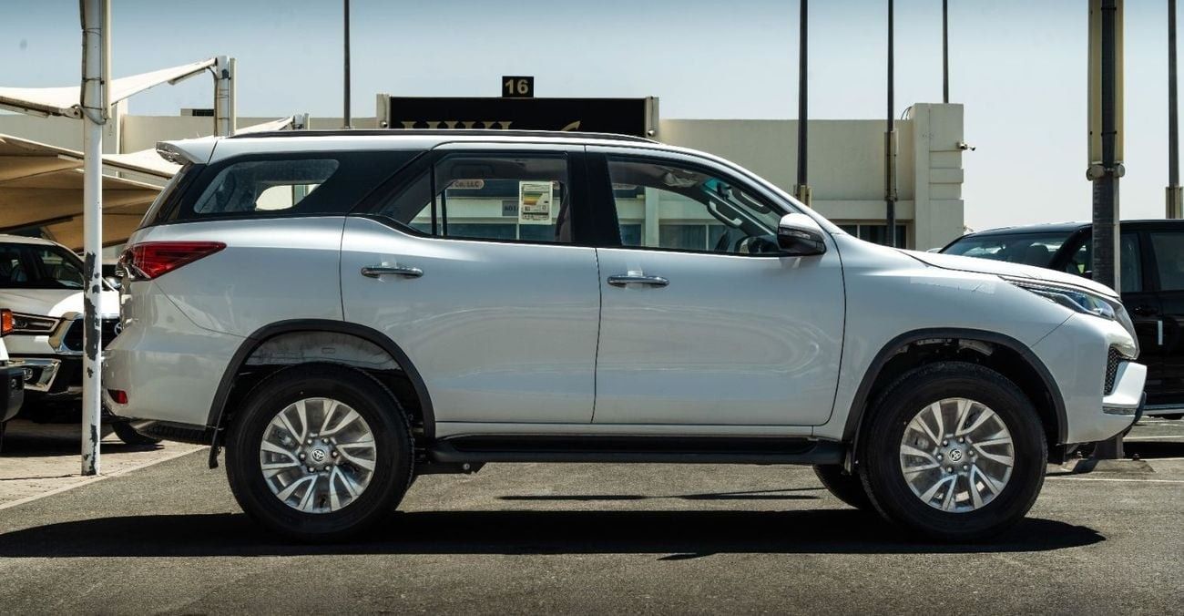 Toyota Fortuner Mid Option | 2.7L | V4 | 2024