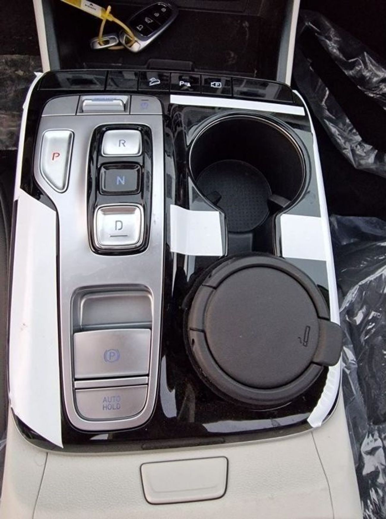 هيونداي توسون HYUNDAI TUCSON 1.6L FULL OPTION LEATHER SEATS, POWER SEATS, PANORAMIC SUNROOF, AUTO TRUNK , REAR CAM