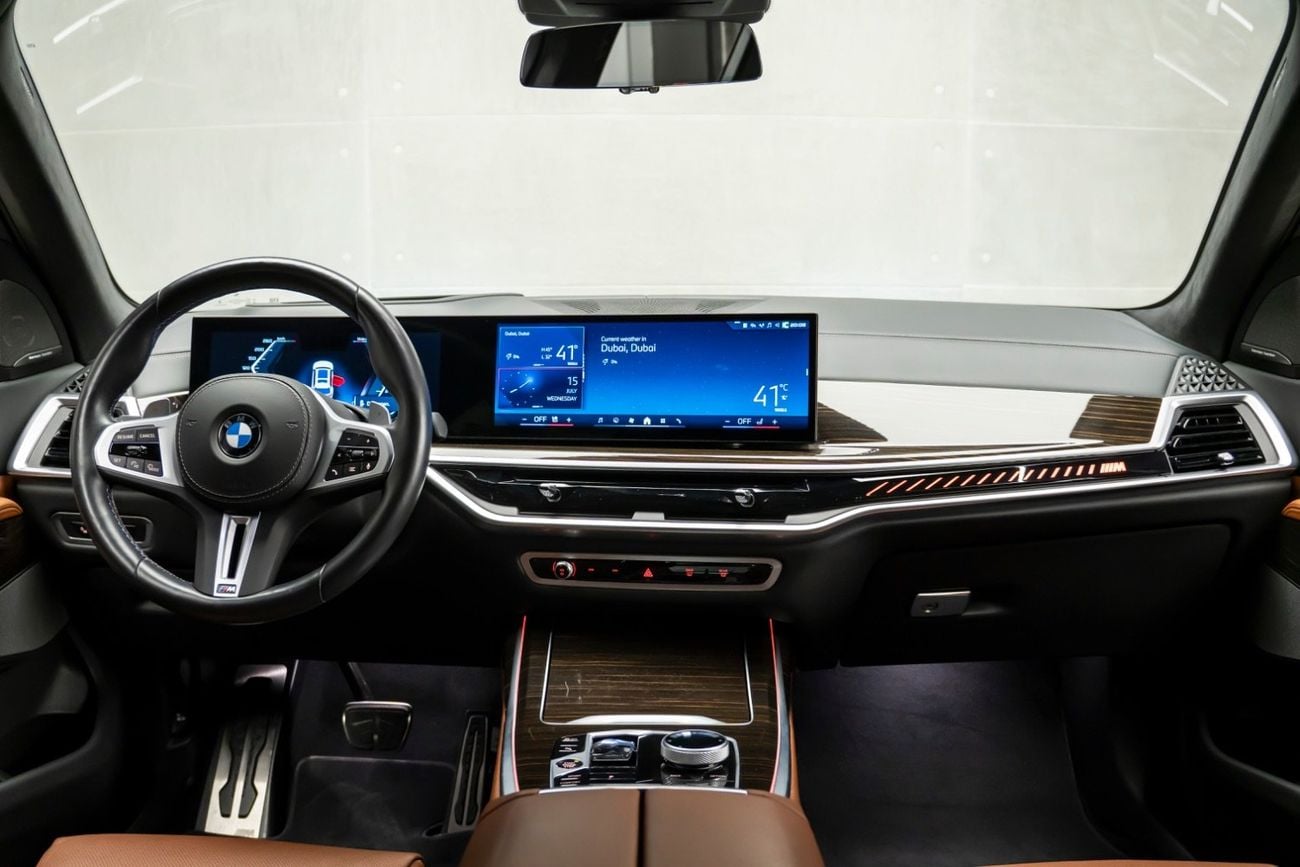 بي أم دبليو X7 M60i XDRIVE | 2024 | GCC Specs | Agency Warranty & Service