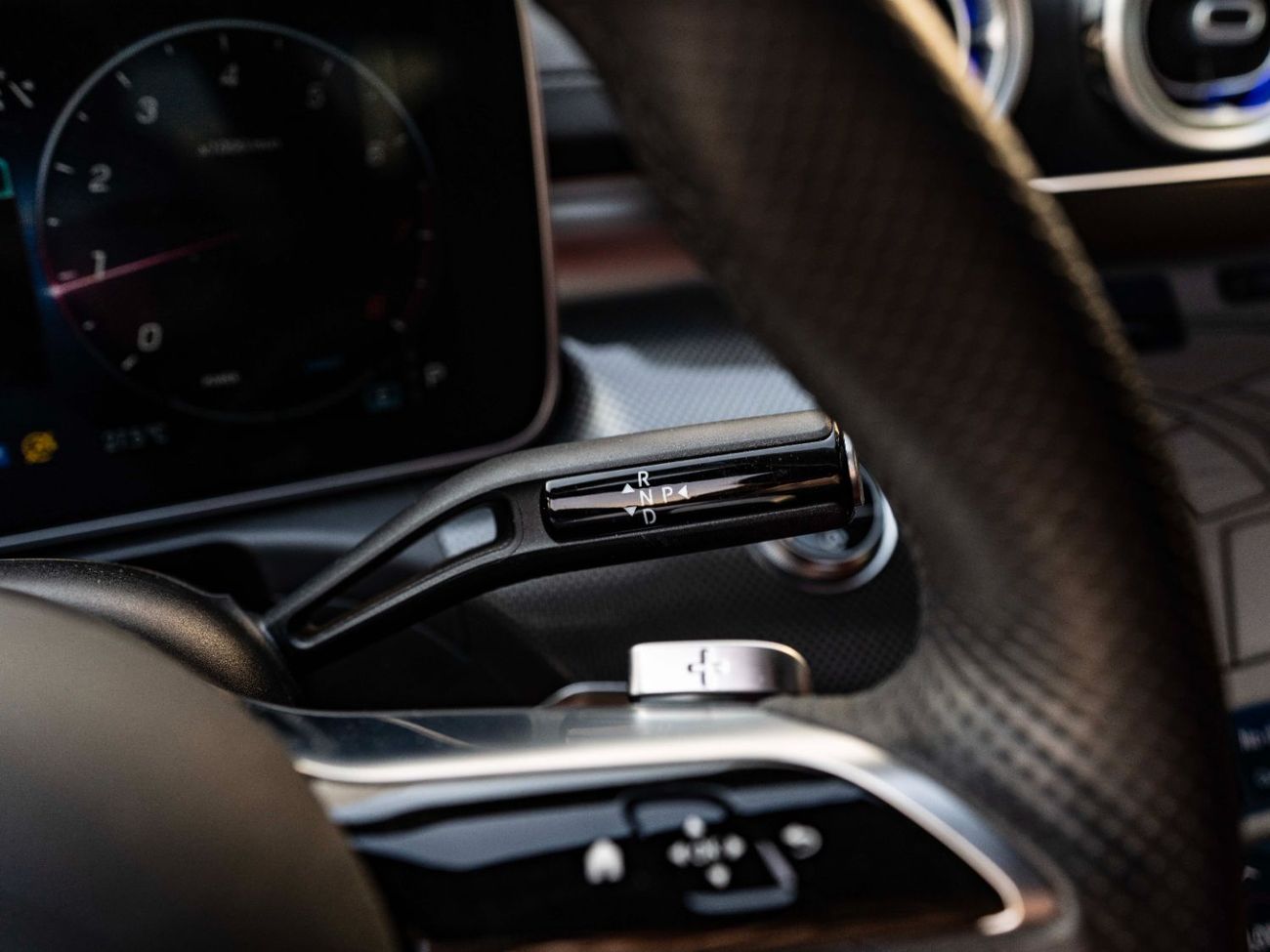 Mercedes-Benz C 200 Premium 2.0L